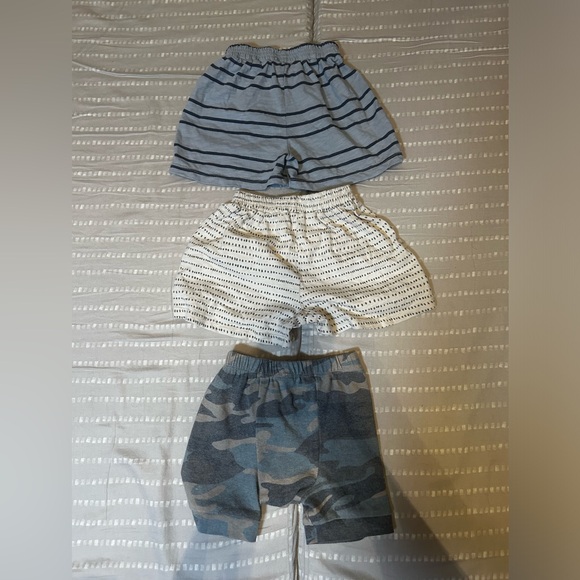 Childhoods Boys Clothing Lot - Picture 11 of 13